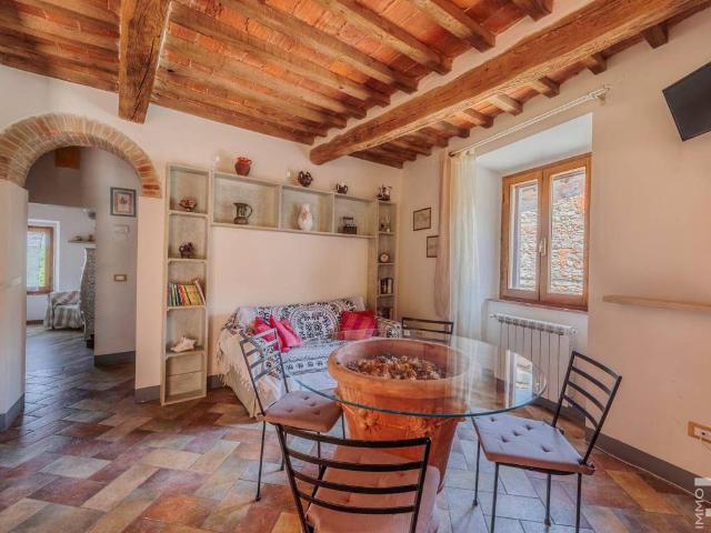 Attico in vendita a Montieri, Toscana