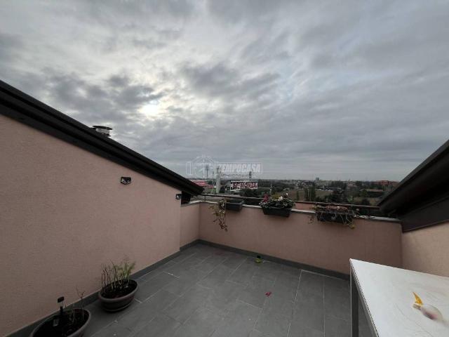 Attico in vendita a Monza