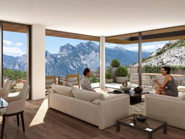 Attico in vendita a Comunità Alto Garda e Ledro, Nago