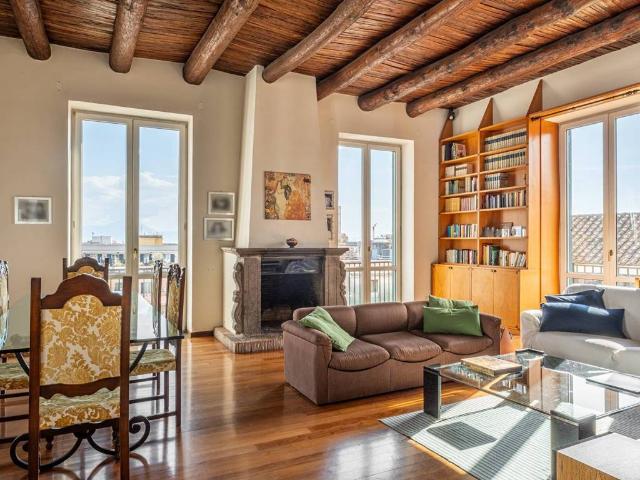 Attico in vendita a Porto, Napola