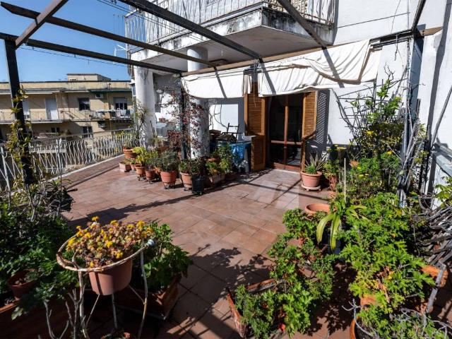 Attico in vendita a Municipalità 5, Napola