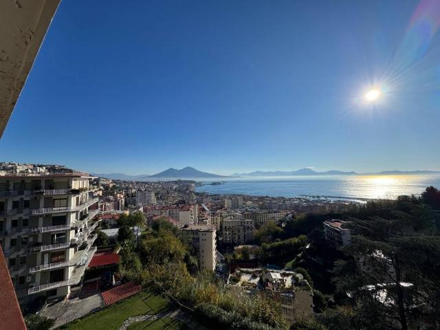 Attico in vendita a Municipalità 1, Campania