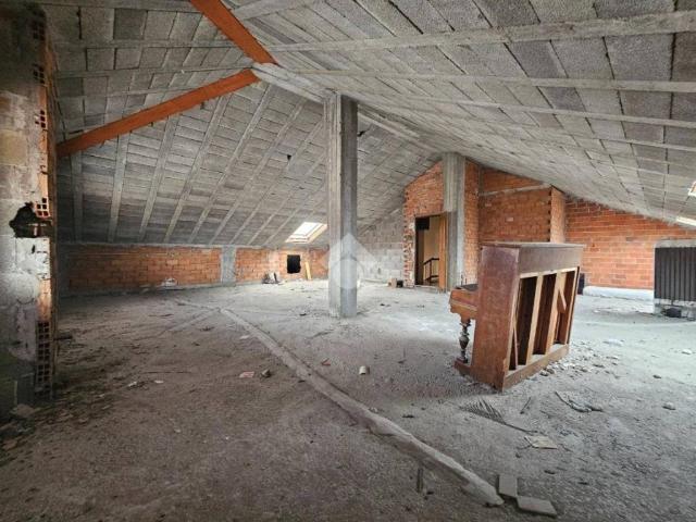 Attico in vendita a Nizza Monferrato, Asti