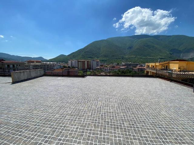Attico in vendita a Nocera Superiore, Campania