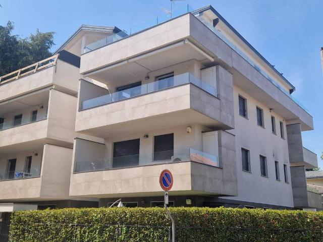 Attico in vendita a Cascina Meda, Nova Milanese