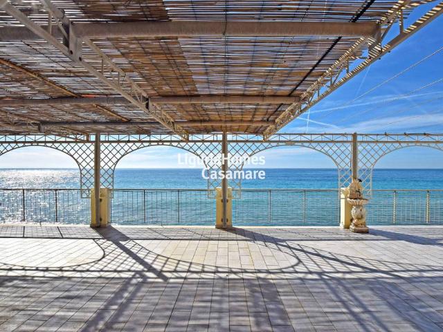 Attico in vendita a Ospedaletti, Liguria