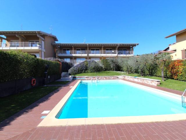 Attico in vendita a Padenghe Sul Garda, Lombardia