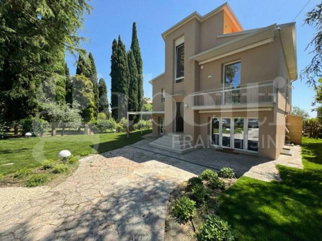 Appartamento in vendita a Padenghe Sul Garda, Lombardia