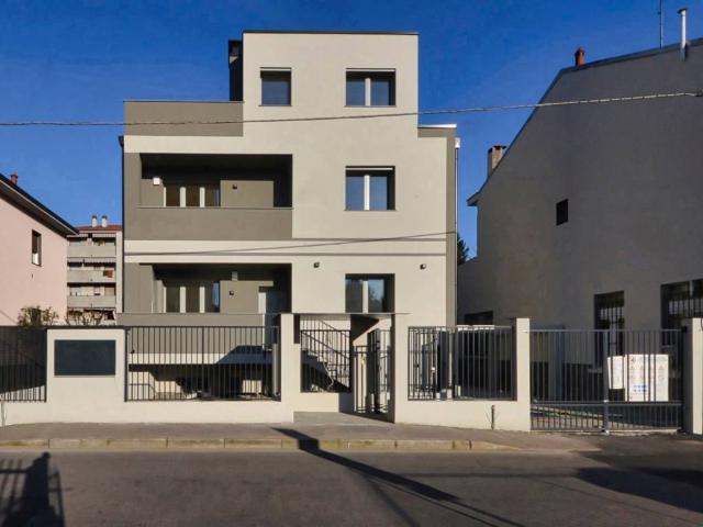 Attico in vendita a Zona Omogenea Milano Nord, Paderno Dugnano