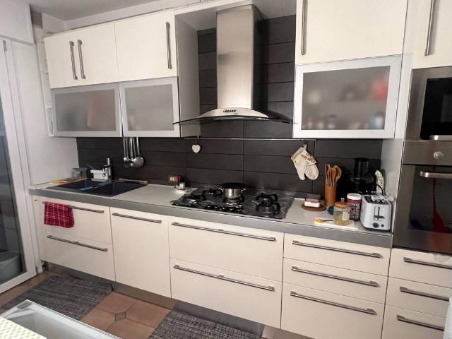 Attico in vendita a Altichiero, Padova