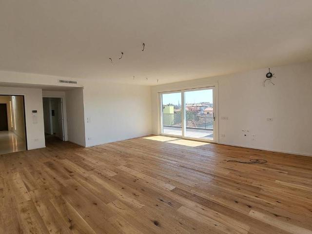 Attico in vendita a Brusegana, Padova