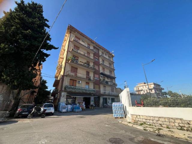 Attico in vendita a VI Circoscrizione, Palermo