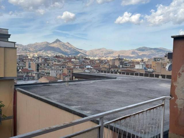 Attico in vendita a III Circoscrizione, Palermo