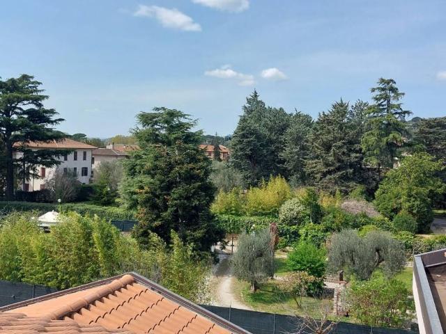 Attico in vendita a Passignano Sul Trasimeno, Umbria