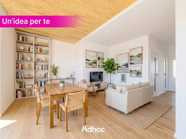 Attico in vendita a Centro Storico, Marche