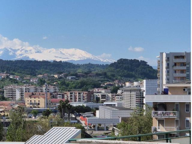 Attico in vendita a Pescara, Abruzzo
