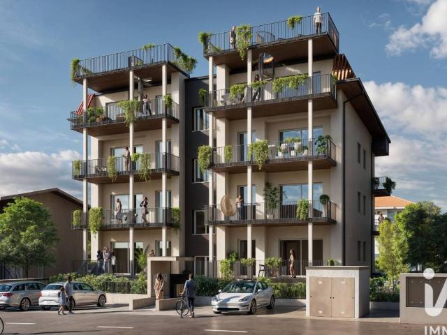 Attico in vendita a Peschiera Del Garda, Veneto