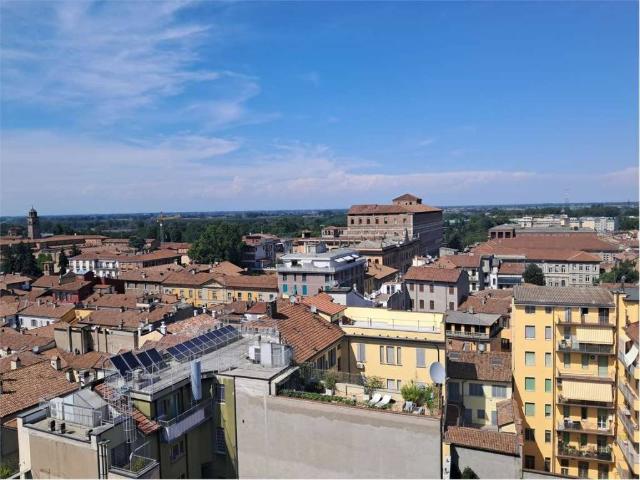Attico in vendita a Piacenza, Reggio Emilia