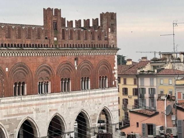 Attico in vendita a Piacenza, Reggio Emilia
