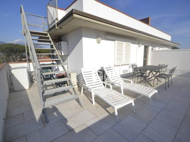 Attico in vendita a Tonfano, Toscana