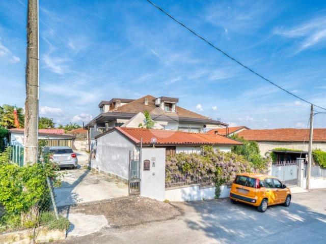 Attico in vendita a Villaggio Nuovo, Piemonte
