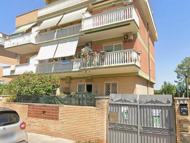 Attico in vendita a Zingarini, Roma Capitale