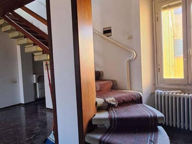 Attico in vendita a Prato, Toscana