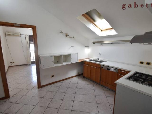 Attico in vendita a Pregnana Milanese, Lombardia