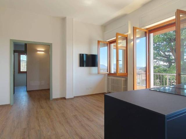 Villa Indipendente in vendita a Provaglio D'iseo, Lombardia