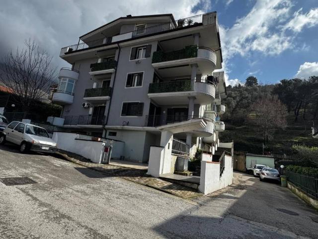 Attico in vendita a Quadrelle, Campania