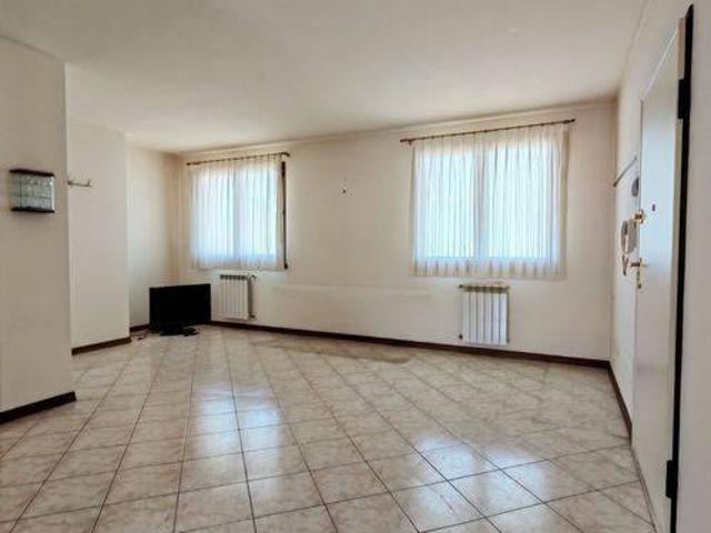 Attico in vendita a Quarrata, Toscana