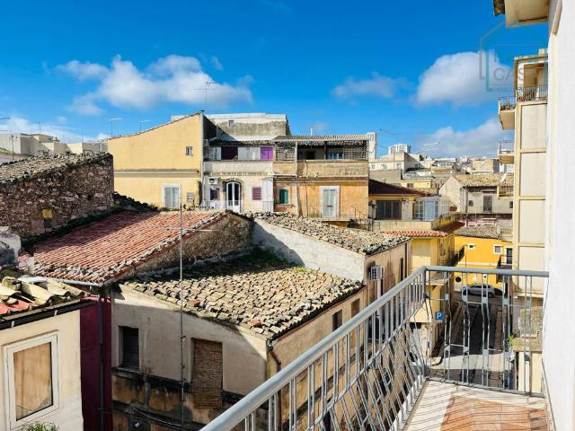Attico in vendita a Ragusa Ibla, Ragusa