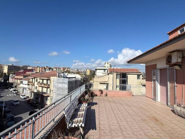 Attico in vendita a Ragusa, Sicilia