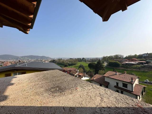 Attico in vendita a Ranica, Lombardia