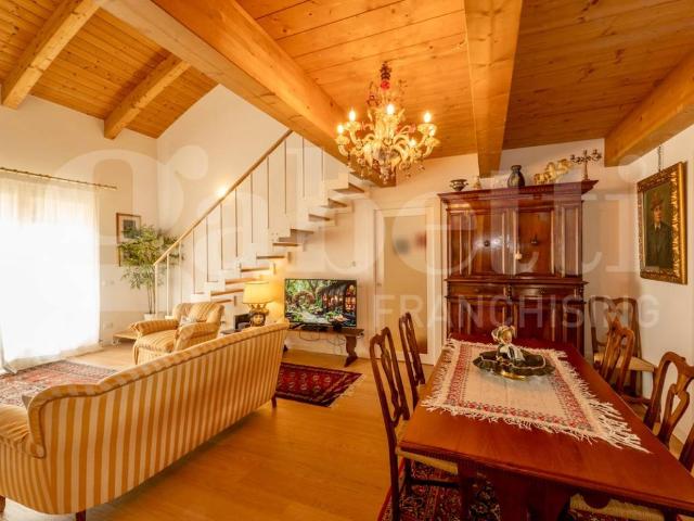 Attico in vendita a Ravenna, Reggio Emilia