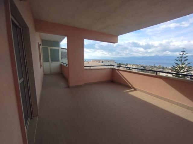 Attico in vendita a Calabria, Reggio Calabria