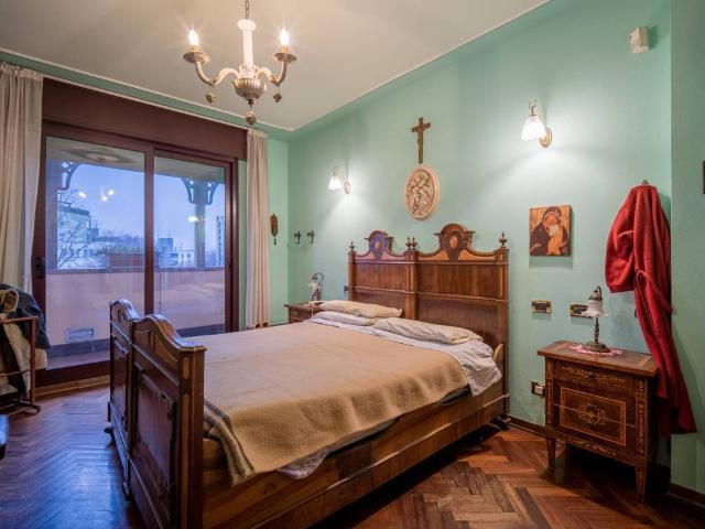 Attico in vendita a Santa Maria Nuova, Re