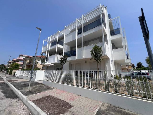 Attico in vendita a Riccione, Reggio Emilia