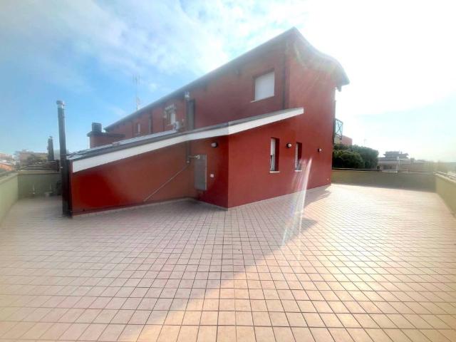 Attico in vendita a Riccione, Reggio Emilia