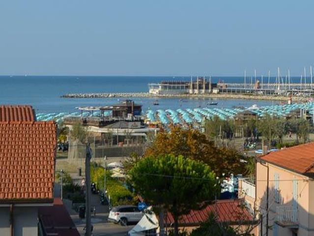 Attico in vendita a Rimini, Reggio Emilia
