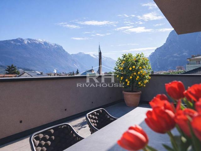 Attico in vendita a Comunità Alto Garda e Ledro, Riva