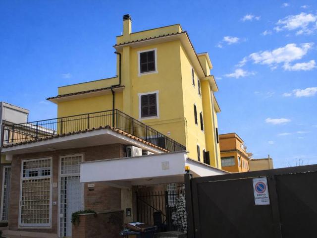 Attico in vendita a Municipio Roma XIV, Roma Capitale