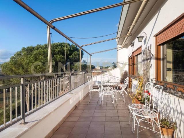 Attico in vendita a Municipio Roma XII, Roma Capitale