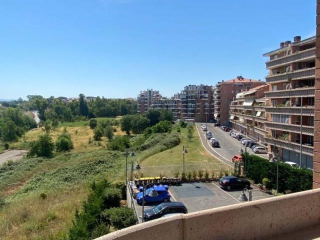 Attico in vendita a Mostacciano, Roma Capitale