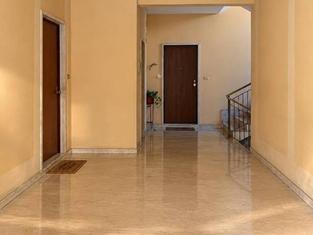 Attico in vendita a Morena, Roma