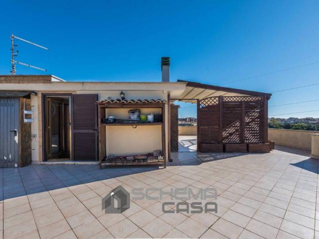 Attico in vendita a Ottavia, Roma