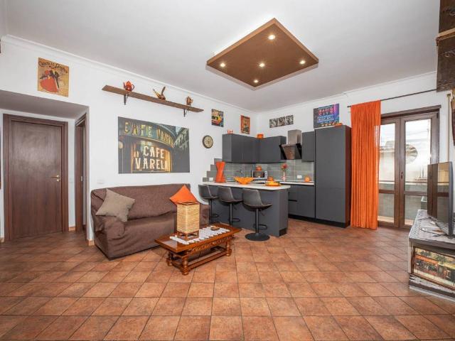 Attico in vendita a Villa Verde, Roma