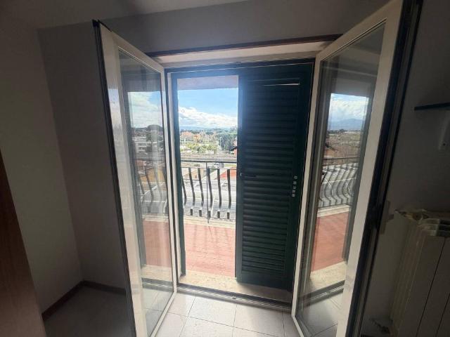 Attico in vendita a Villaggio Breda, Roma Capitale