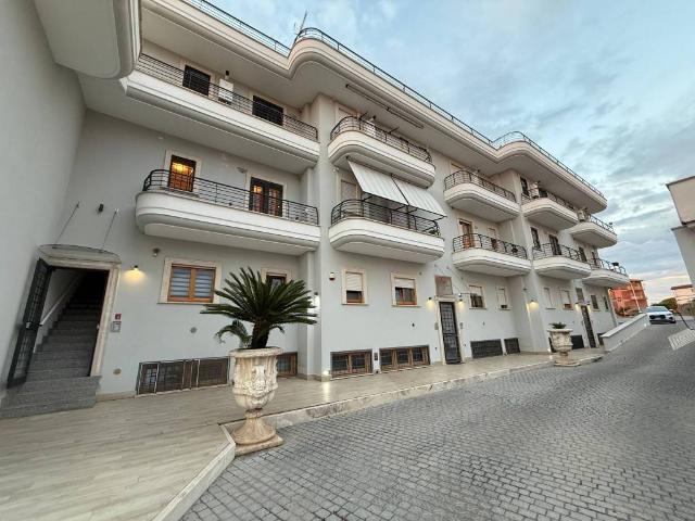 Attico in vendita a Borghesiana, Roma