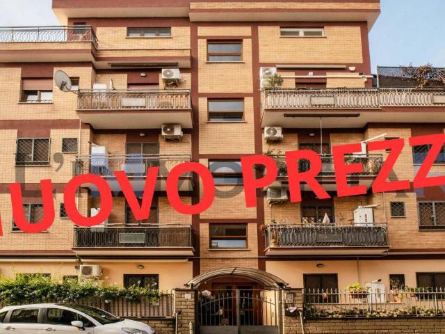 Attico in vendita a Municipio Roma VI, Roma Capitale